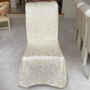 SET OF 4! DRESS UP YOUR CHAIRS WITH 4 EXQUISITE DINING CHAIR COVERS